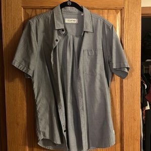 Departwest short sleeve grey button up